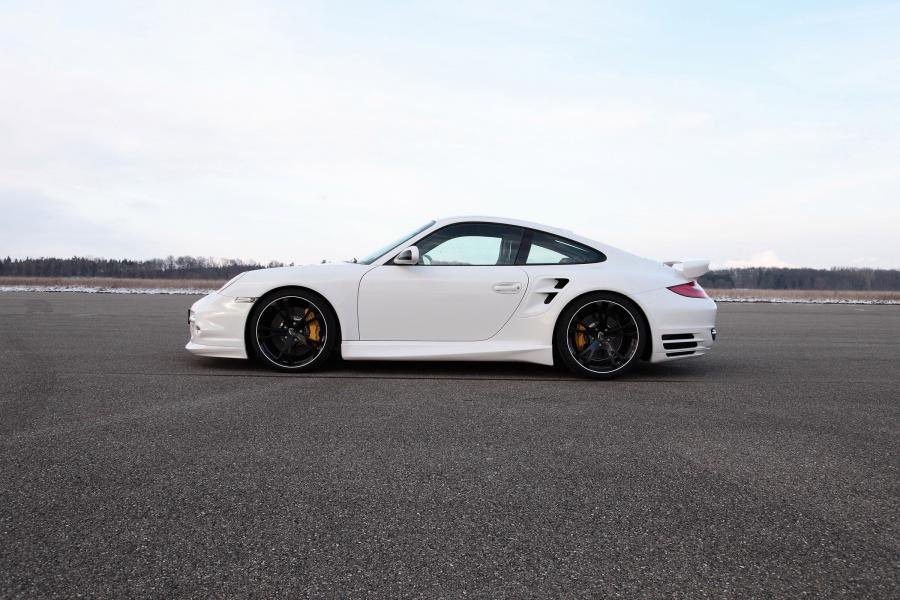  Porsche 911 Turbo S by TechART 2010 года  (фото 2 из 9)